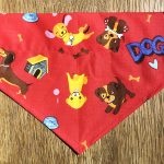 foulard chien rouge