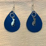 Boucle d'oreilles chat bleu